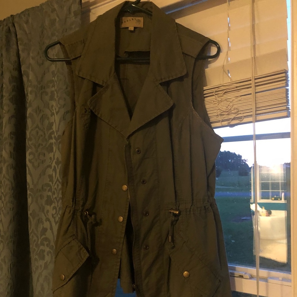 Olive cargo vest